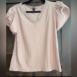 Size M blouse